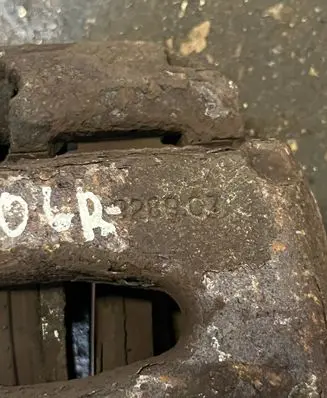 Mercedes-Benz Sprinter W906 Front brake caliper
