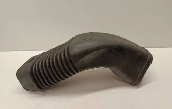 BMW X3 E83 Air intake duct part 3400204 13713400204 11564310