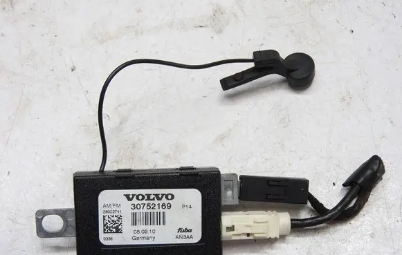 Volvo C30 Aerial antenna amplifier 30752169 28022741