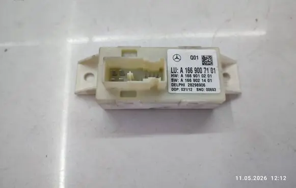 Mercedes-Benz C W204 Light module LCM A1669007101