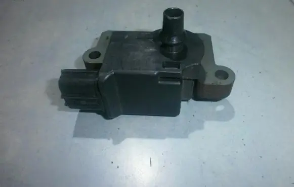 Nissan Sunny High voltage ignition coil 2243355s10