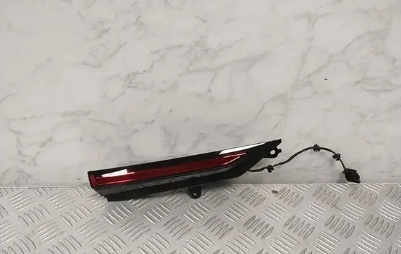 Polestar 2 Tailgate rear/tail lights 31698084