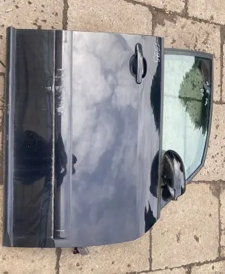 Audi A2 Front door