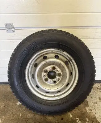 Iveco Daily 4th gen R15 spare wheel 15459