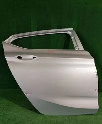 Opel Astra K Rear door
