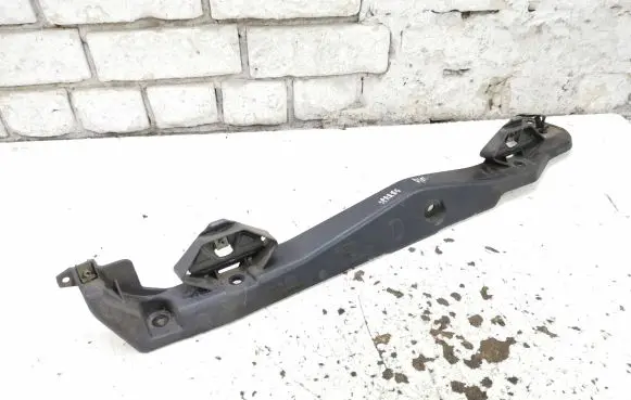 Renault Laguna III Fender mounting bracket 901260001R
