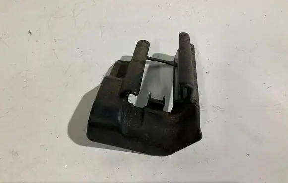 Mercedes-Benz E W211 Front passenger seat rail trim 2119192620 77020008