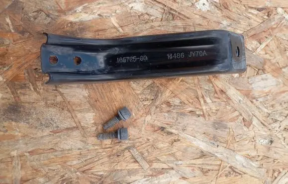 Renault Koleos I Intercooler pipe mounting bracket 14486JY70A