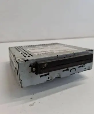 Volvo V50 CD/DVD changer 34W332F 30732586 46049830