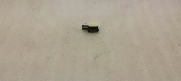 Mercedes-Benz S W221 Airbag deployment crash/impact sensor A0038202926