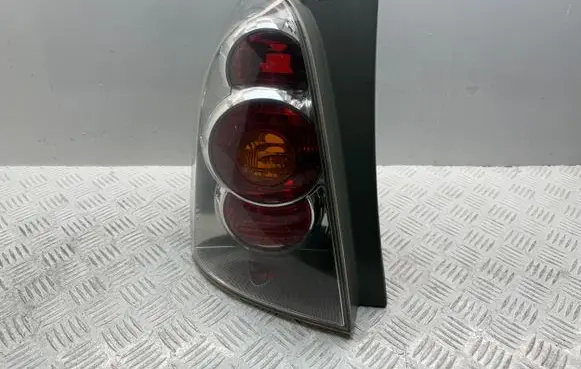 Toyota Corolla Verso AR10 Rear/tail lights 815610F020