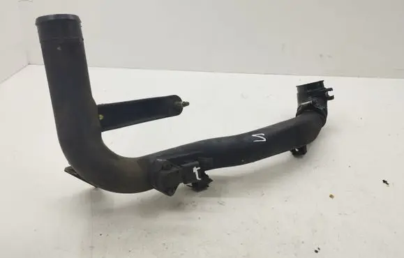 Audi A4 S4 B5 8D Intercooler hose/pipe 8D0145840