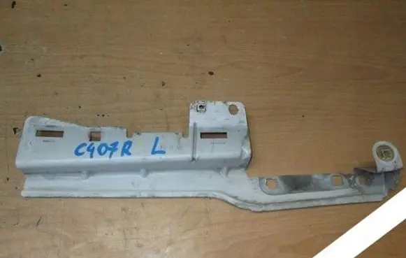 Citroen C4 I Picasso Radiator mount bracket
