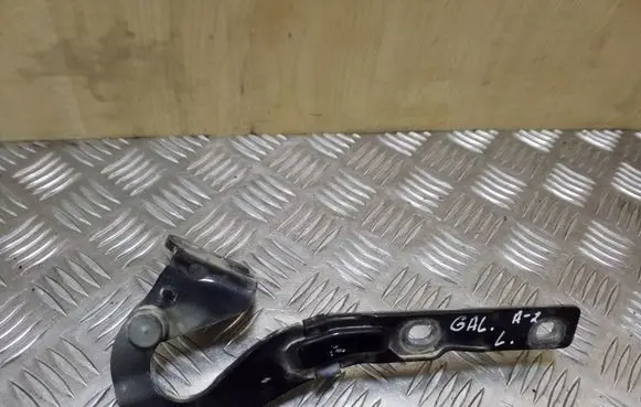Audi A2 Tailgate/trunk/boot hinge 8Z0827299A