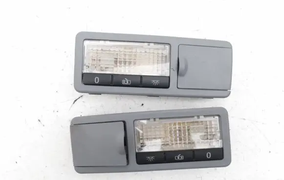 Porsche Cayenne (9PA) Rear seat light