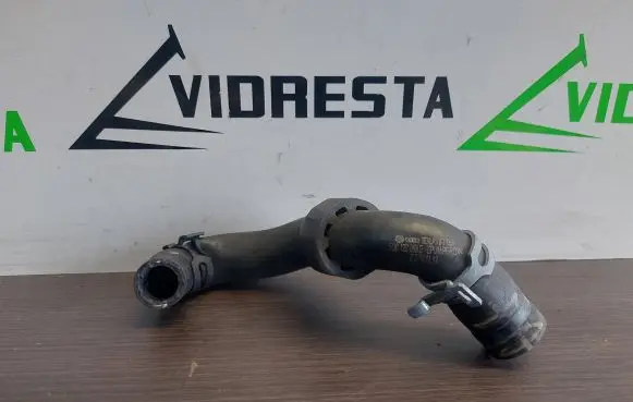 Skoda Octavia Mk3 (5E) Engine coolant pipe/hose 5Q0122058E ZD121112