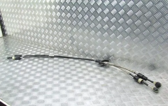 Volvo V60 Gear shift cable linkage 31325365
