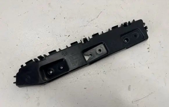 Ford Escape IV Bumper support mounting bracket corner LJ6B17D949AC LJ6Z17D943A