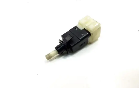 Mercedes-Benz E W210 Brake pedal sensor switch A0015459509