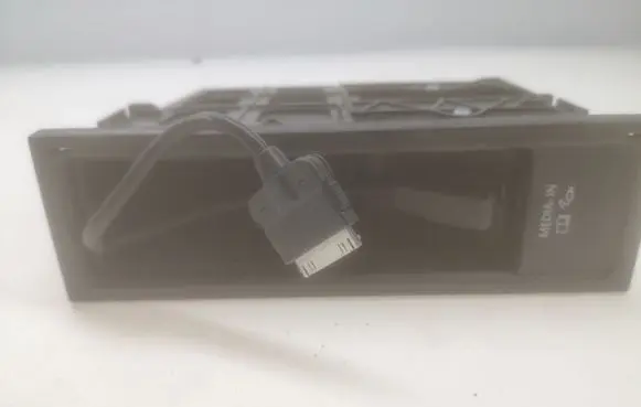 Volkswagen PASSAT CC Head unit multimedia control 5N0035341C 5N0035342B