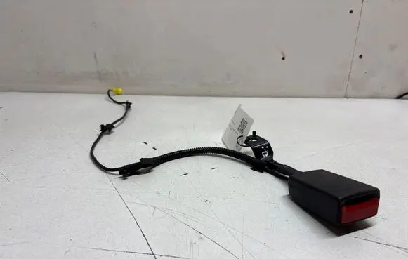 Mercedes-Benz ML W166 Front seatbelt buckle A1668600169