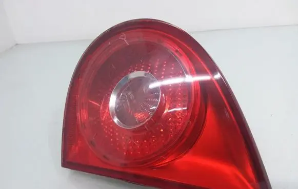 Volkswagen Golf V Tailgate rear/tail lights 1K6945094F