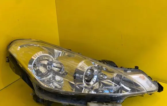 Peugeot 4007 Headlight/headlamp P7139L