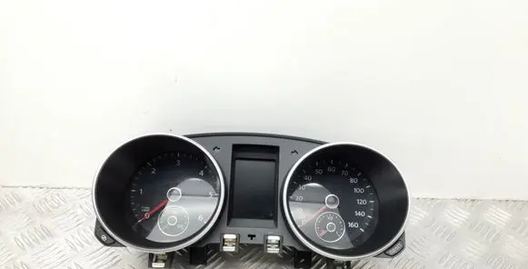Volkswagen Golf VI Speedometer (instrument cluster) 5K0920972A