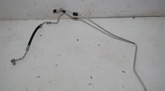 Audi Q3 8U Air conditioning (A/C) pipe/hose 8U0820710D
