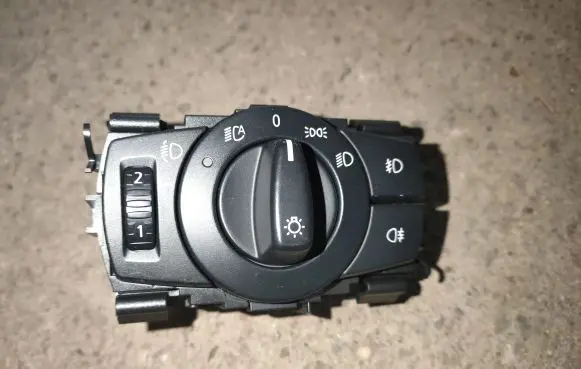 BMW 1 E81 E87 Light switch 6932792