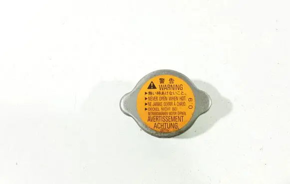 Mitsubishi Space Star Coolant expansion tank/reservoir cap 