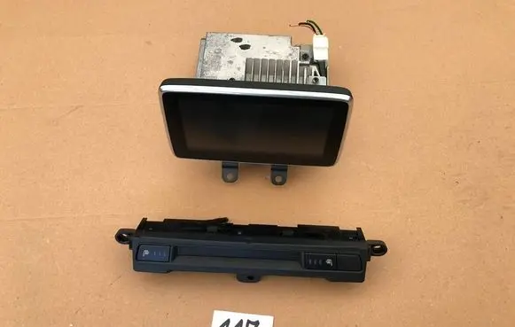 Mazda CX-3 Radio/CD/DVD/GPS head unit 10R041149