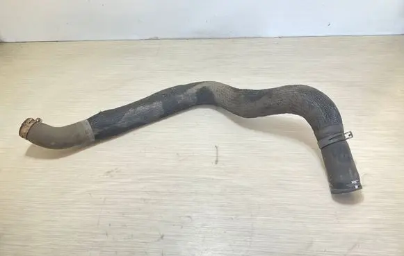 Jeep Cherokee Intercooler hose/pipe 52079716AB