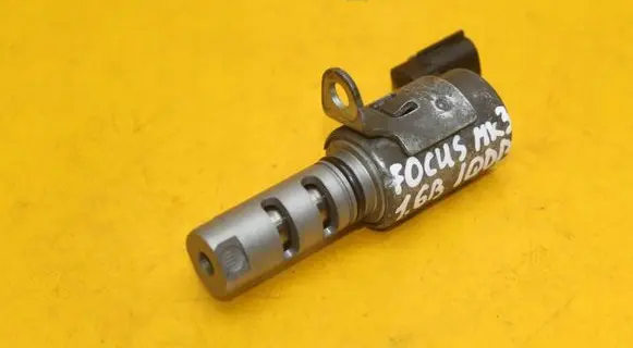 Ford Focus Camshaft vanos timing valve 4M5G-6L713AE