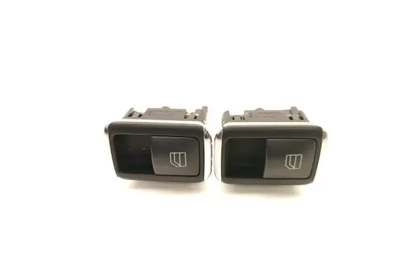 Mercedes-Benz C W204 Electric window control switch A2048700451