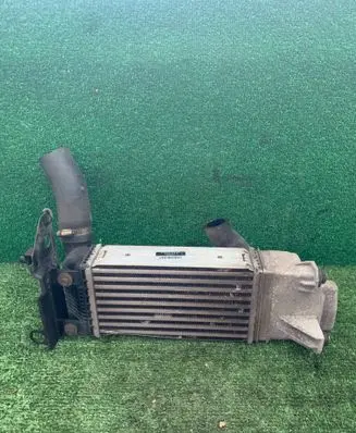 Toyota Auris 150 Intercooler radiator JD1271005350 0N150 8E8451000
