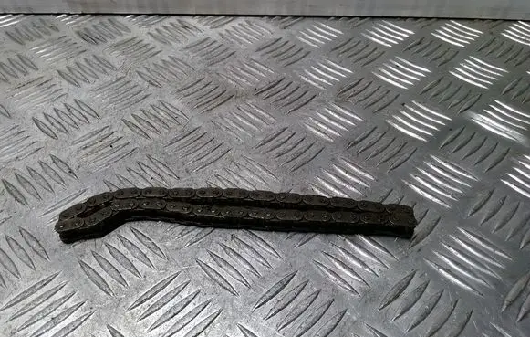 Peugeot 308 Oil pump chain 