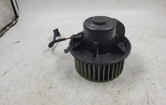 Audi A4 S4 B5 8D Heater fan/blower 