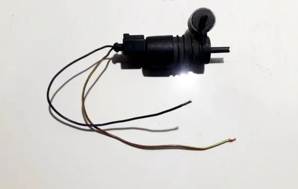 Volkswagen Golf IV Windscreen/windshield washer pump 1j0973722
