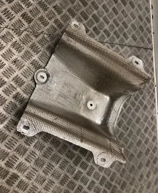 Exhaust heat shield