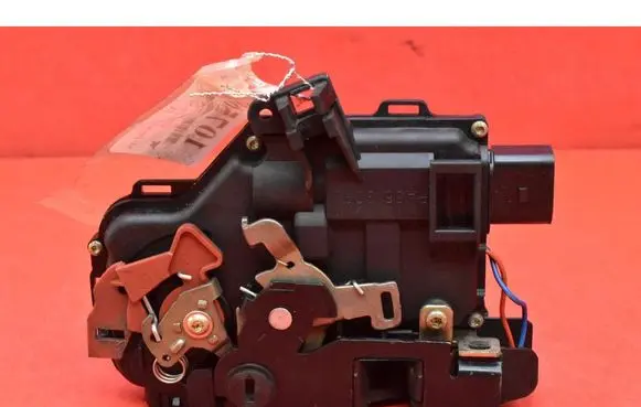 Audi A2 Rear door lock 