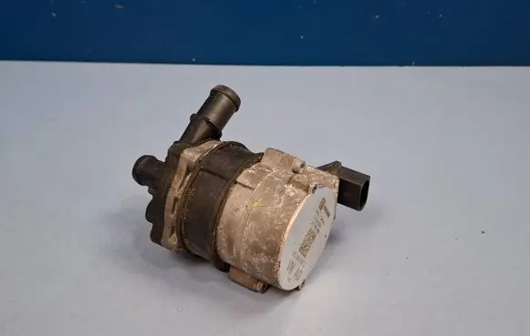 Audi Q8 Electric auxiliary coolant/water pump 4M0965567C 711801010