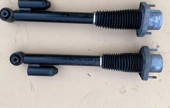 Land Rover Range Rover L405 Rear shock absorber/damper 