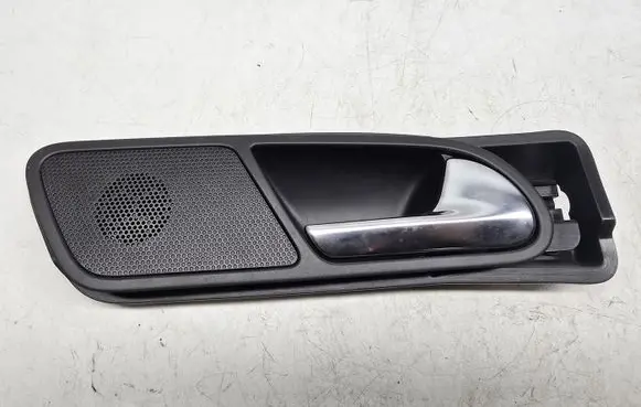 Volkswagen Tiguan Rear door exterior handle 5N0839198