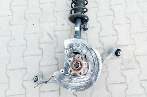 BMW X3 G01 Front shock absorber/damper 6882598