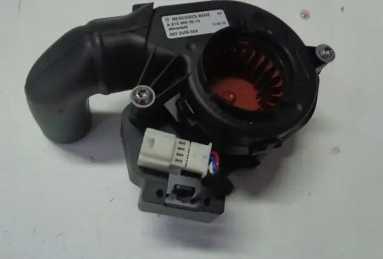 Mercedes-Benz E W212 Engine control unit/module fan A2129060015