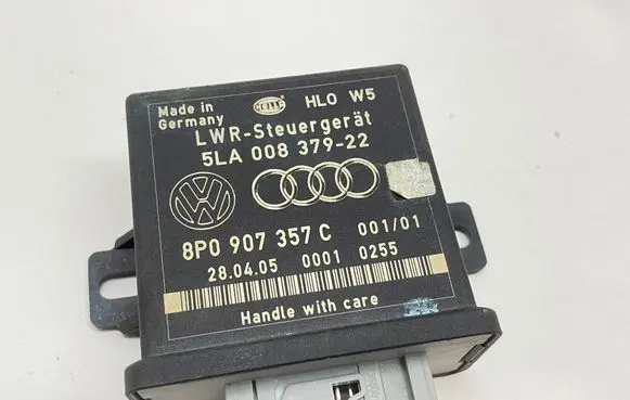 Audi A6 S6 C6 4F Light module LCM 8P0907357C 5LA00837922