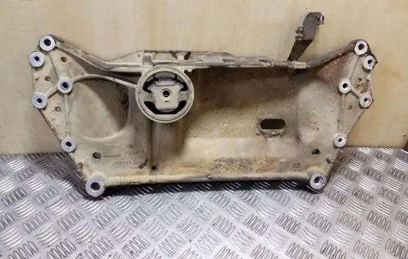 Skoda Octavia Mk2 (1Z) Front subframe 1K0199369G