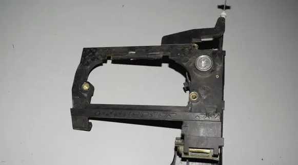 BMW 7 E38 Front door exterior handle/bracket 8171470