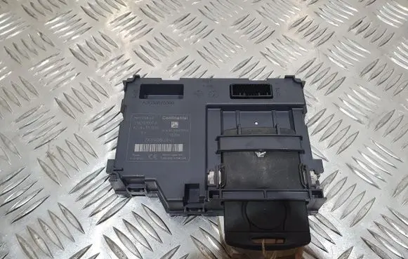 Renault Clio IV Ignition key card reader 285908099R